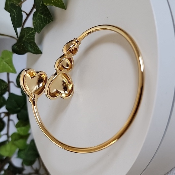 Gold Stainless Steel Hearts Adjustable Bangle Bracelet - Picture 4 of 9